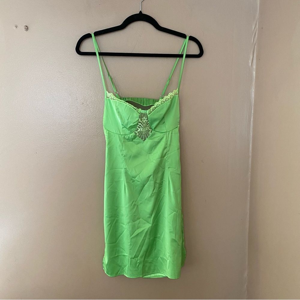 NWT Superdown Ava green mini dress satin slip lingerie strappy Revolve S - Picture 6 of 9
